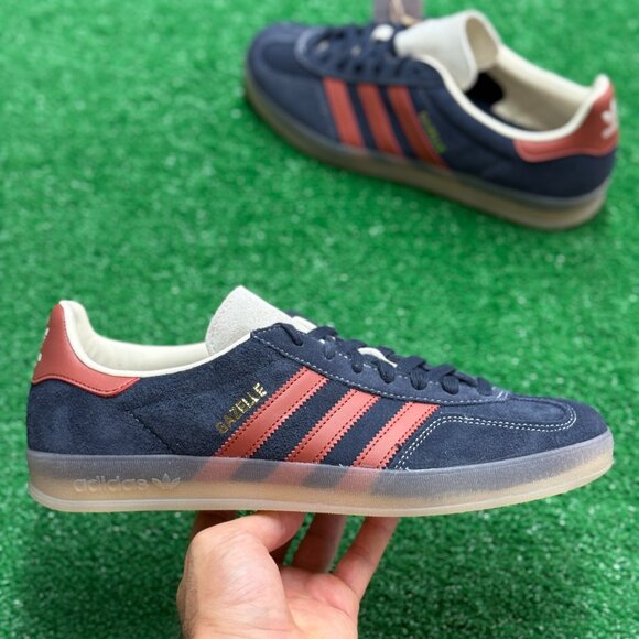 Adidas Gazelle Indoor Legend Ink Preloved Ruby Mens Shoes JH5404 NEW Multi Sz - Picture 1 of 4